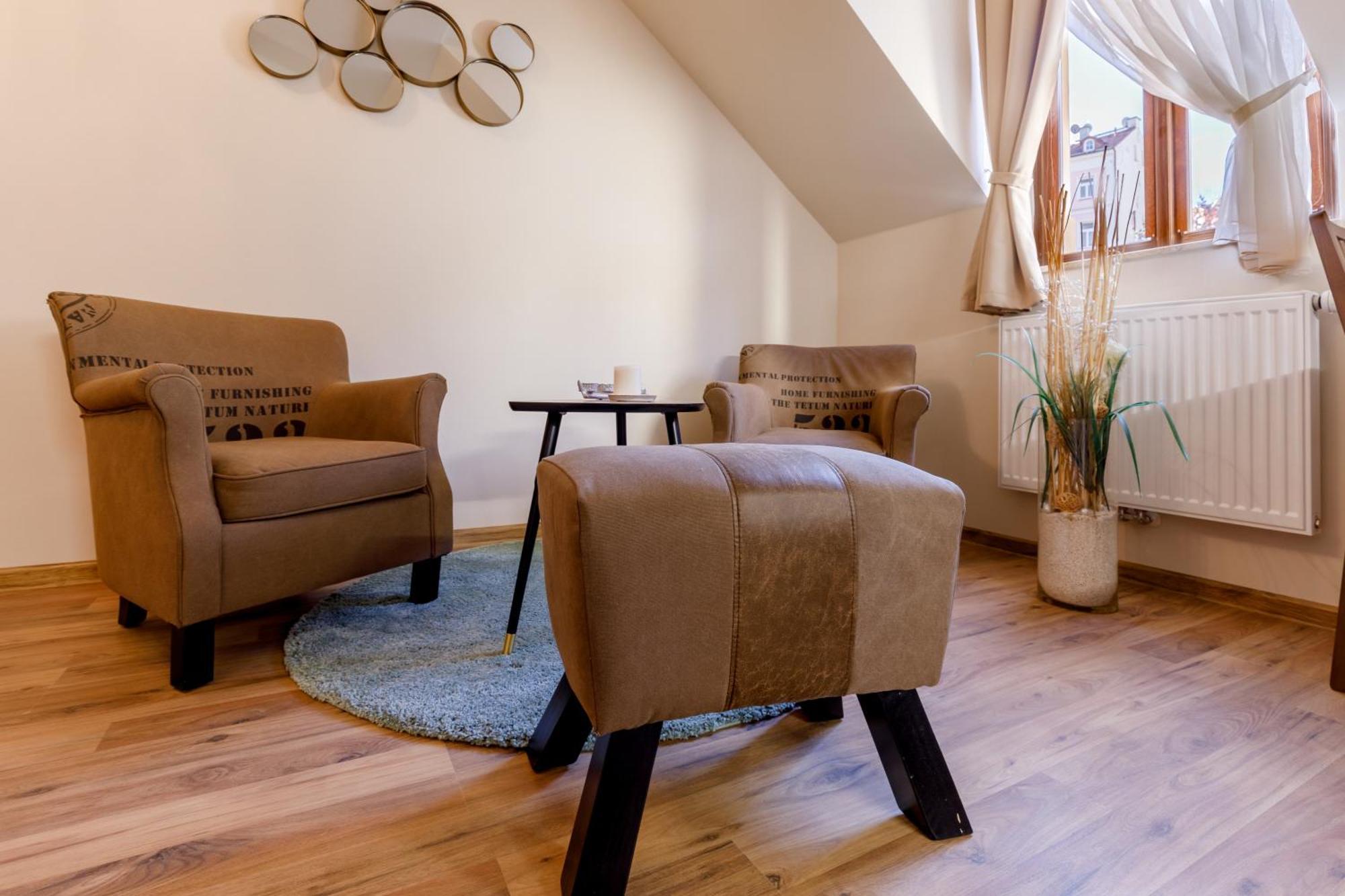 Apartments Menuet Karlovy Vary Bilik gambar