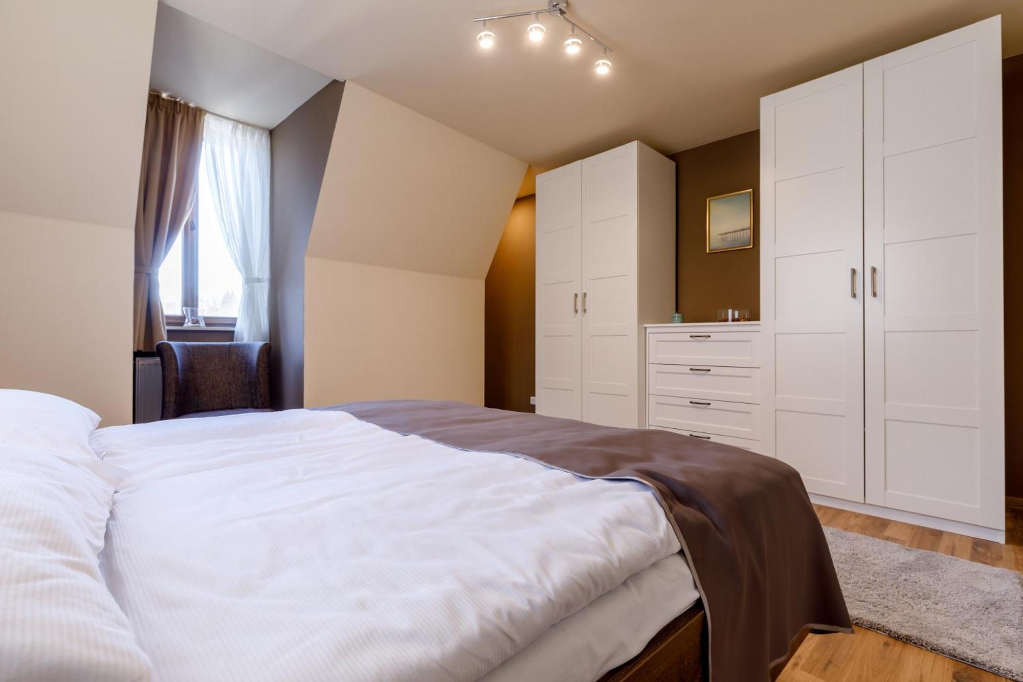 Apartments Menuet Karlovy Vary Bilik gambar