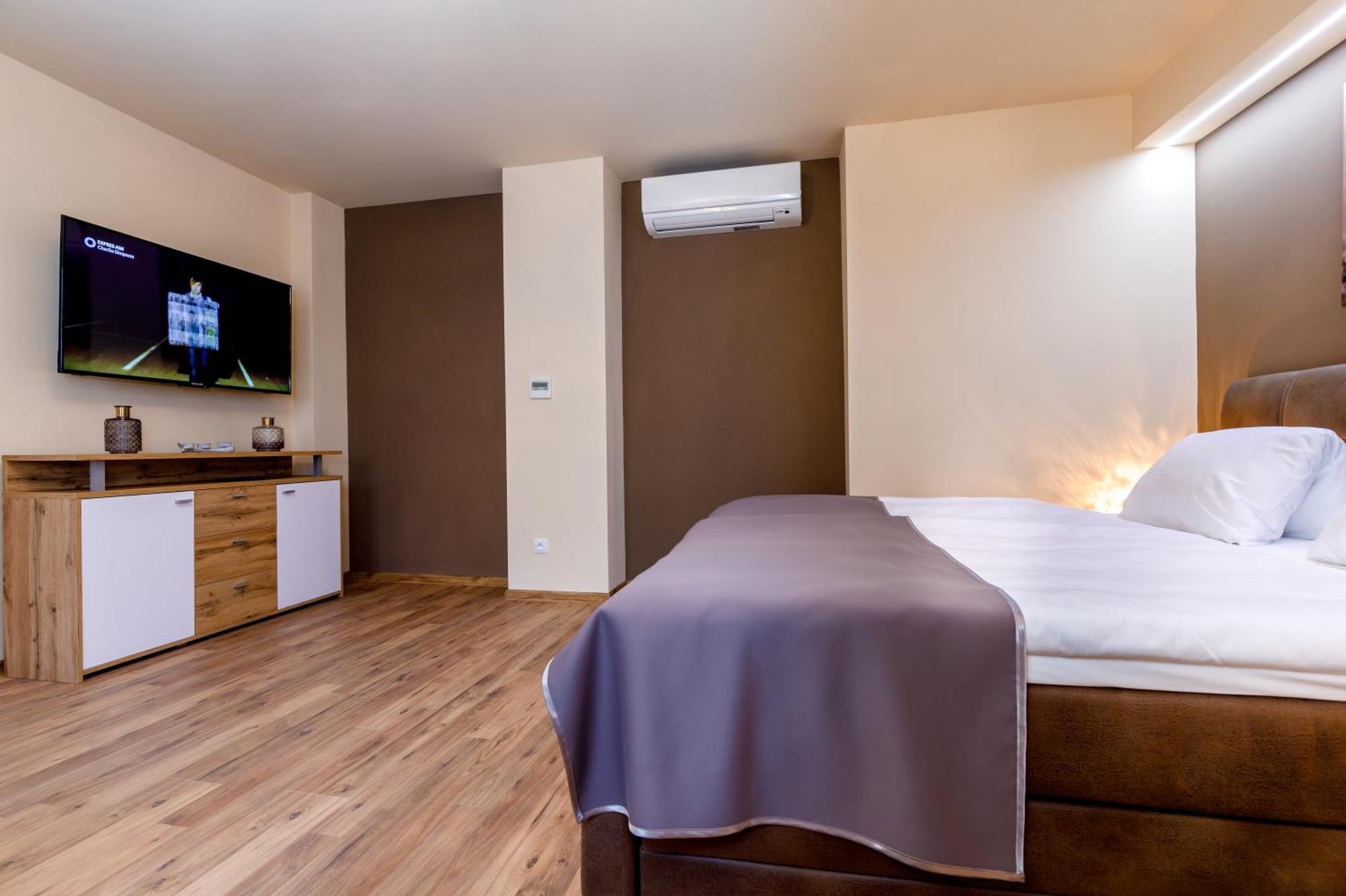 Apartments Menuet Karlovy Vary Bilik gambar